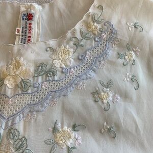 Hand Embroidered Floral Blouse Cream Size 40 Rose Brand _ Romantic Cottagecore